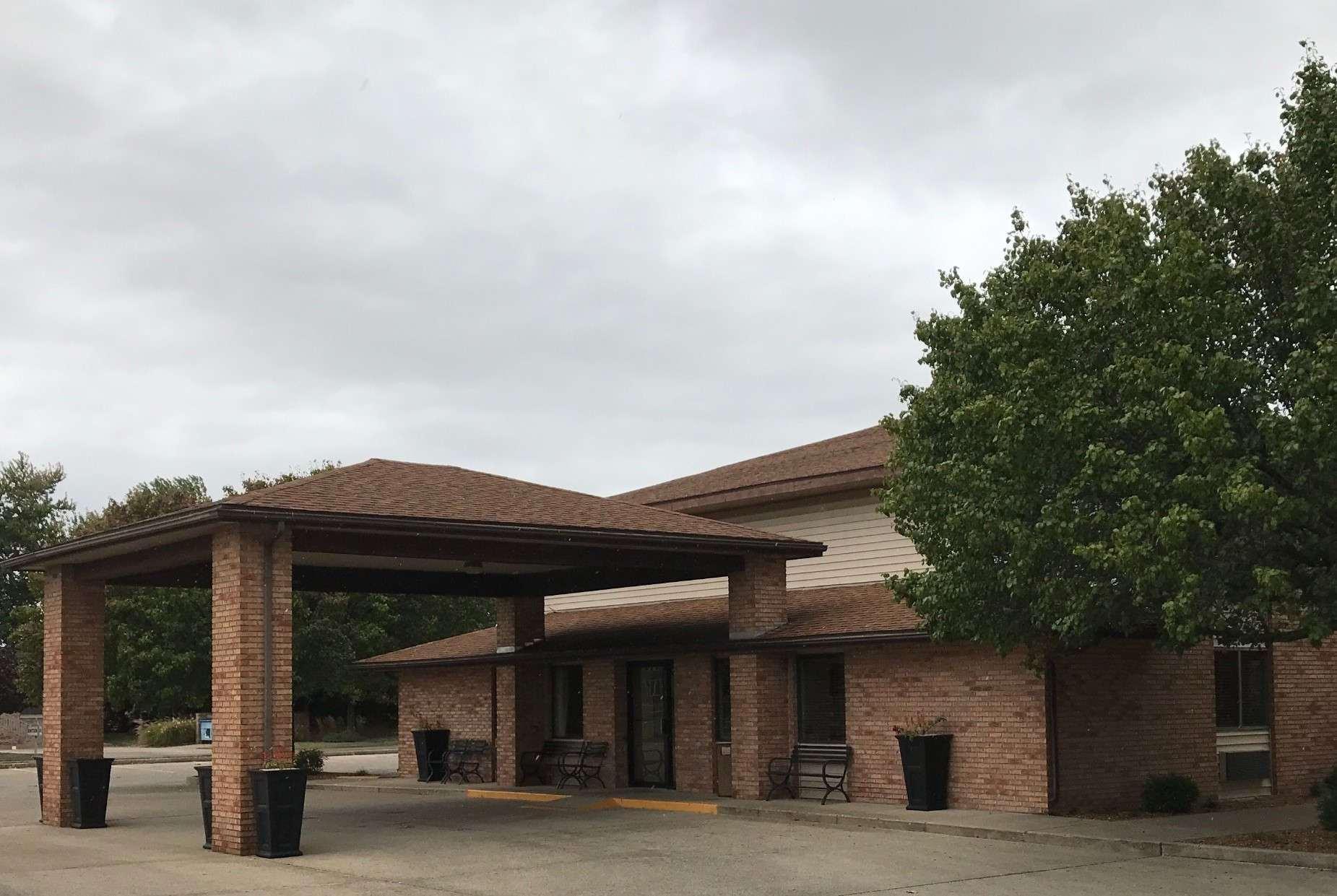 Baymont By Wyndham Robinson Hotel Exterior foto